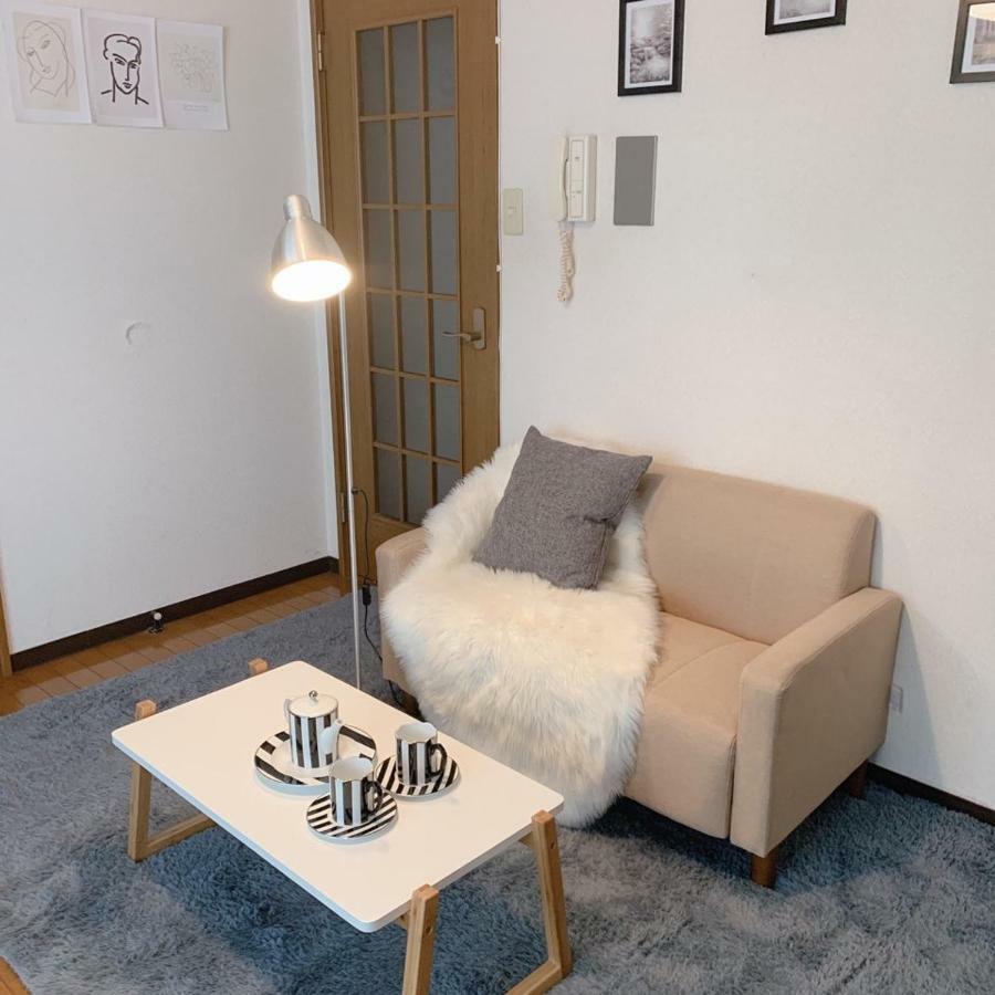 Ferienwohnung Konitel 今里 Ōsaka Exterior foto